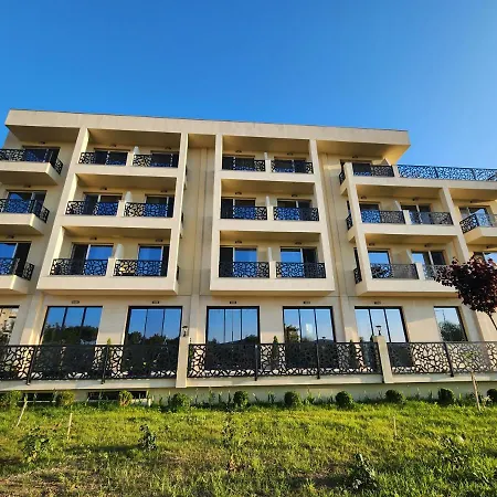 ホテル Lotus プリモルスコ