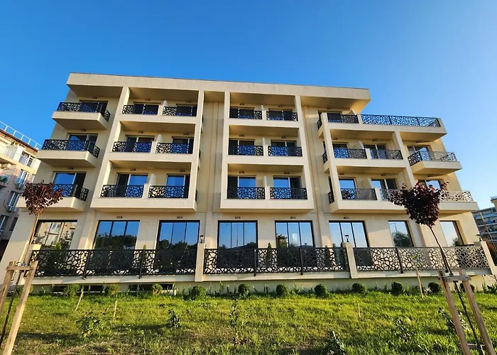 ホテル Lotus プリモルスコ