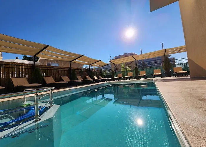 ホテル Lotus プリモルスコ